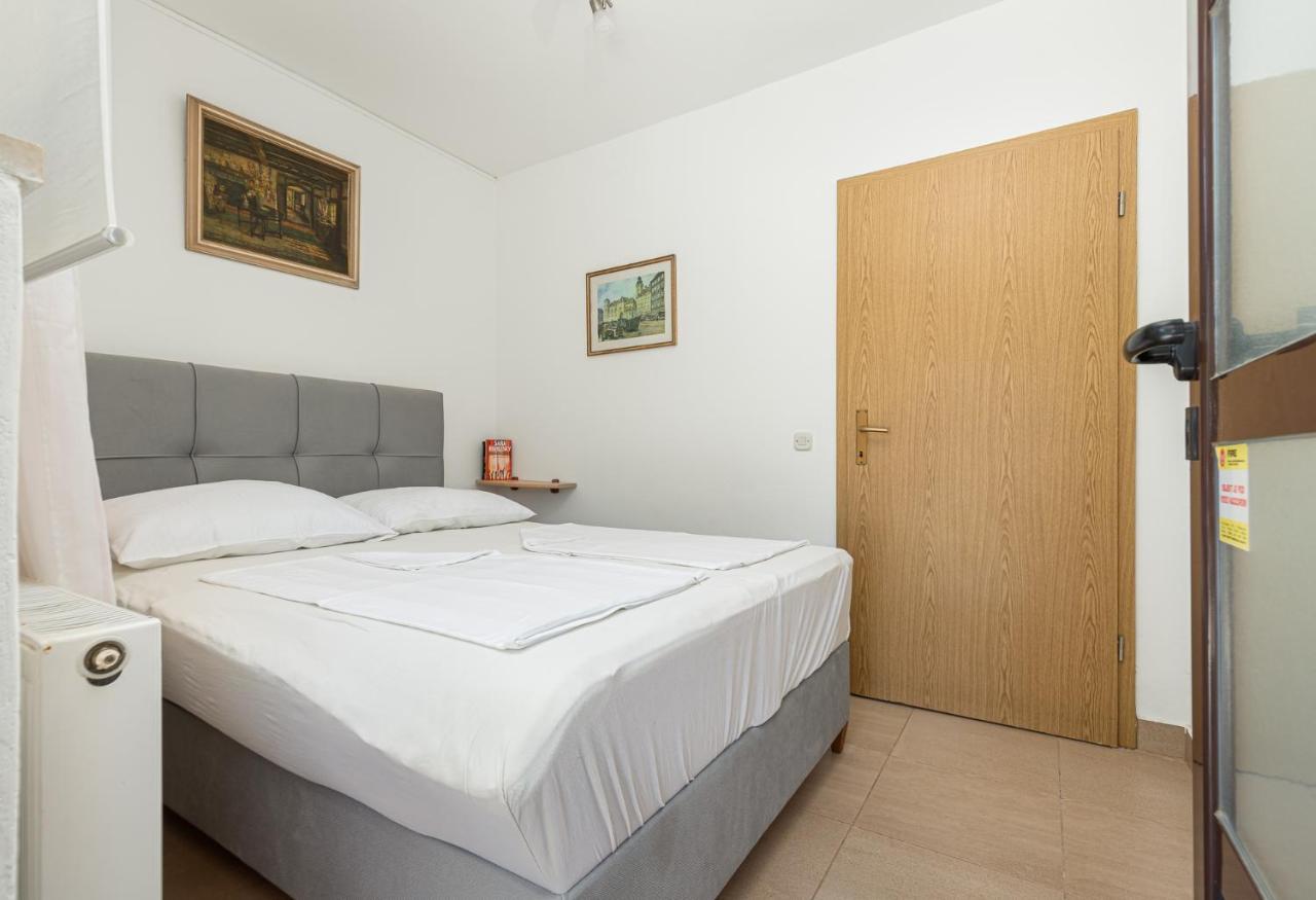 Appartement Haus Eva à Novigrad Istria Extérieur photo