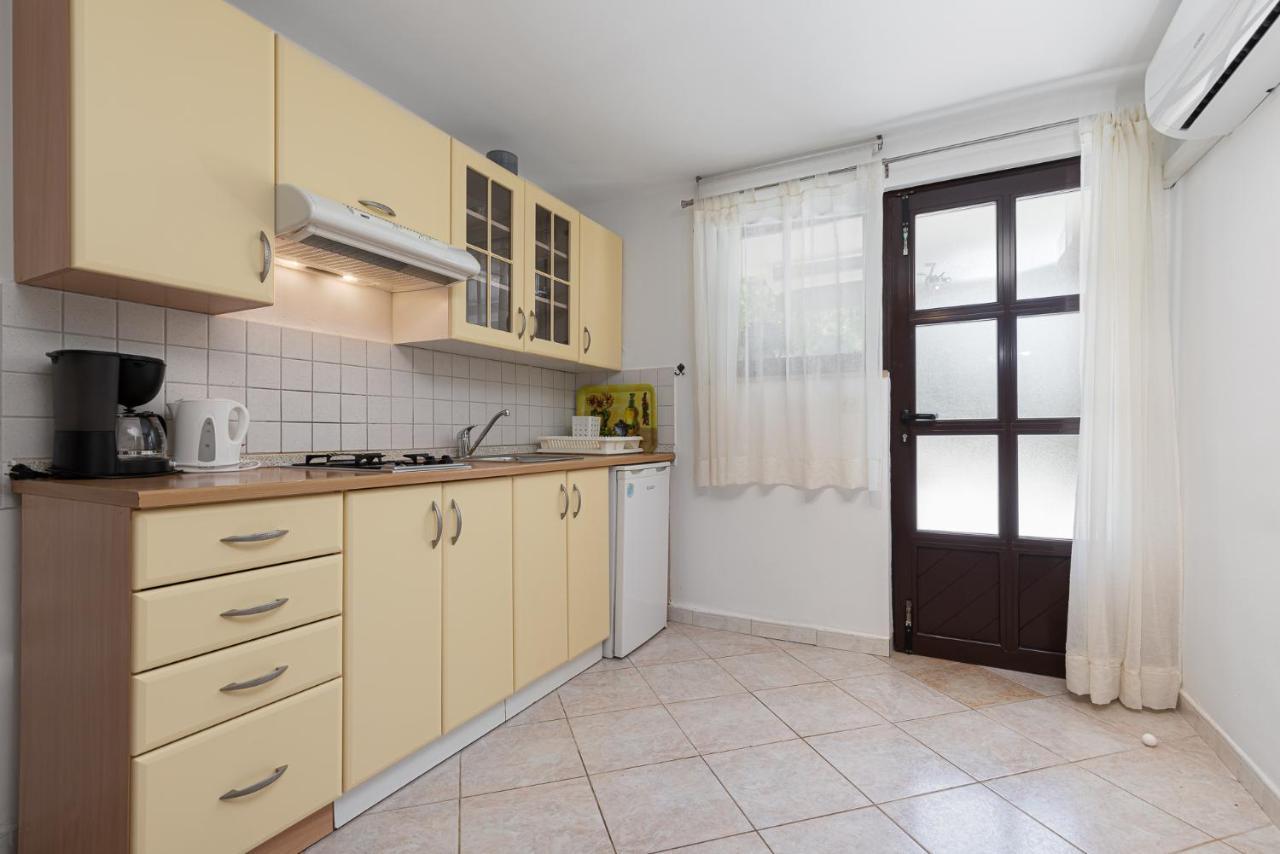 Appartement Haus Eva à Novigrad Istria Extérieur photo